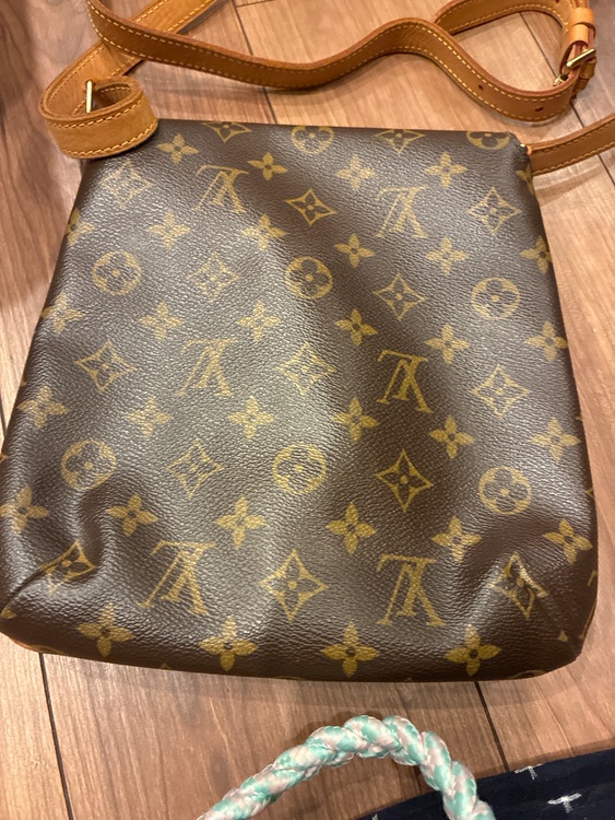 ルイ・ヴィトン モノグラム ミュゼット・タンゴ M51257（ブランドバッグ）の商品画像 - 査定依頼日：2026年9月28日 - 最高査定価格：75,000円