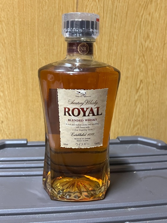 ROYAL（お酒）の商品画像 - 査定依頼日：2026年3月23日 - 最高査定価格：1,000円