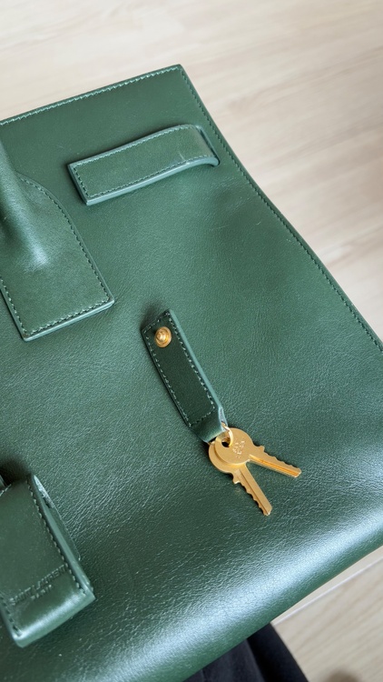 サックドジュールスモール（ブランドバッグ）の商品画像 - 査定依頼日：2026年2月7日 - 最高査定価格：130,000円