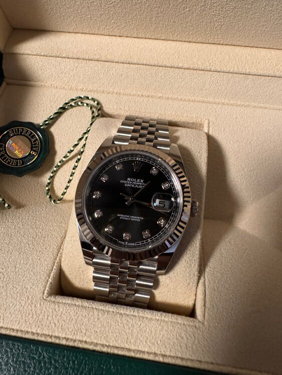 ロレックス デイトジャスト 126334（高級時計）の商品画像 - 査定依頼日：2025年3月18日 - 最高査定価格：2,200,000円