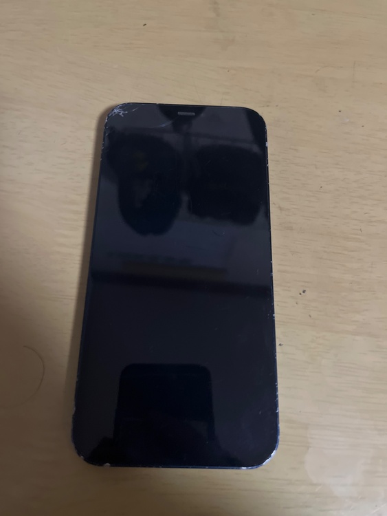 iPhone 12 64GB 楽天モバイル（スマホ）の商品画像 - 査定依頼日：2026年1月28日 - 最高査定価格：20,000円