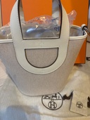 インザループ18（ブランドバッグ）の商品画像 - 査定依頼日：2026年2月7日 - 最高査定価格：550,000円