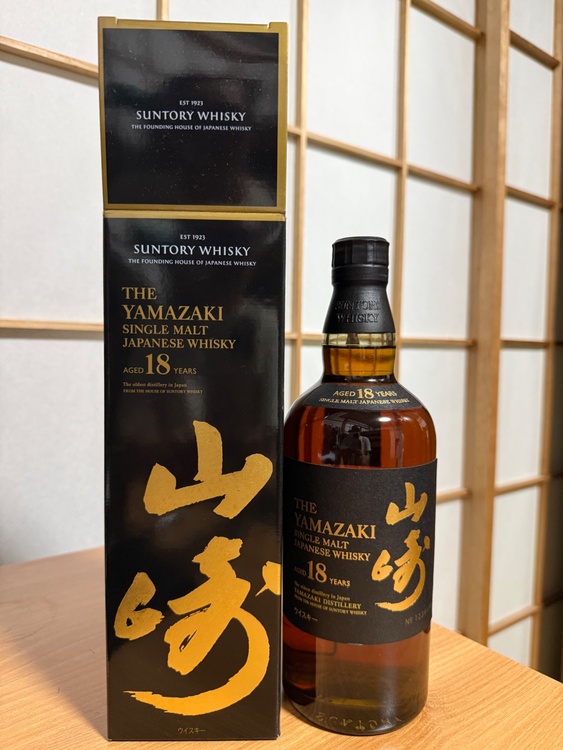 サントリー山崎18年（お酒）の商品画像 - 査定依頼日：2026年8月30日 - 最高査定価格：91,000円