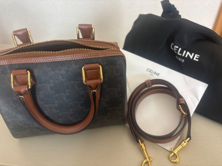 セリーヌ  （ブランドバッグ）の商品画像 - 査定依頼日：2025年6月7日 - 最高査定価格：150,000円