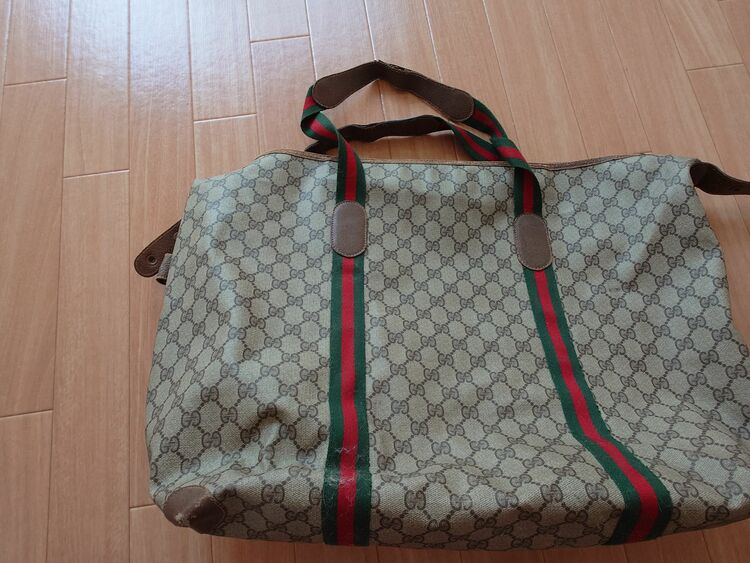 ボストンバッグ（ブランドバッグ）の商品画像 - 査定依頼日：2025年6月22日 - 最高査定価格：15,000円