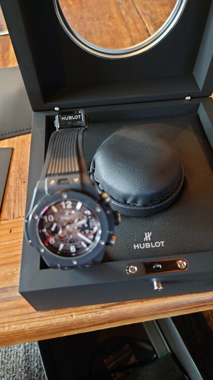 ウブロ ビックバン （高級時計）の商品画像 - 査定依頼日：2026年4月3日 - 最高査定価格：1,300,000円