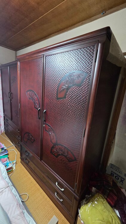 鎌倉彫　タンス（美術品・骨董品）の商品画像 - 査定依頼日：2026年8月30日 - 最高査定価格：10,000円