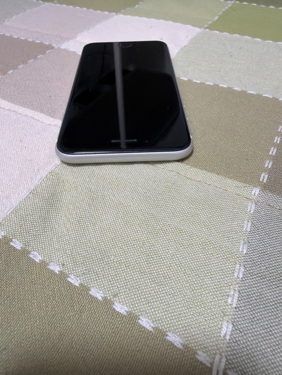 iPhone（スマホ）の商品画像 - 査定依頼日：2026年9月27日 - 最高査定価格：11,000円