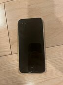 iPhoneSE第二世代（スマホ）の商品画像 - 査定依頼日：2023年12月3日 - 最高査定価格：3,000円