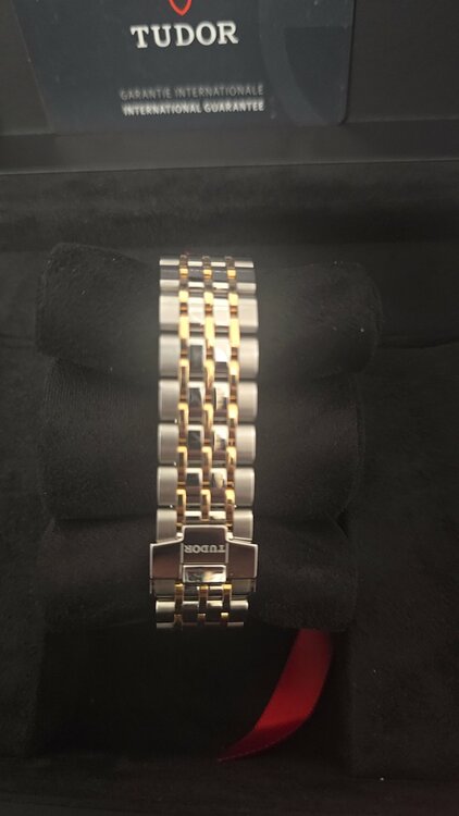 チューダー ブラックベイ 91451（高級時計）の商品画像 - 査定依頼日：2026年3月31日 - 最高査定価格：280,000円