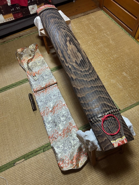 箏（美術品・骨董品）の商品画像 - 査定依頼日：2026年7月21日 - 最高査定価格：5,000円