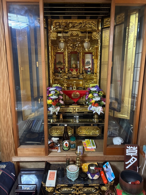 金仏壇（美術品・骨董品）の商品画像 - 査定依頼日：2026年9月16日 - 最高査定価格：5,000円
