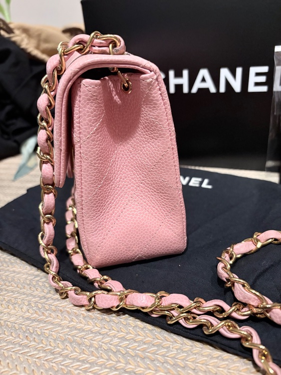 ミニマトラッセ（ブランドバッグ）の商品画像 - 査定依頼日：2025年11月19日 - 最高査定価格：900,000円