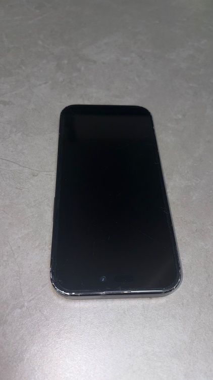 iPhone iPhone 15 128GB SIMフリー（スマホ）の商品画像 - 査定依頼日：2026年9月15日 - 最高査定価格：53,000円