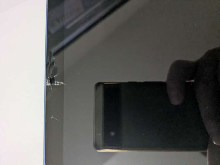 ipad第10世代wifi64G 画面割れあり（PC・タブレット）の商品画像 - 査定依頼日：2025年5月2日 - 最高査定価格：8,000円