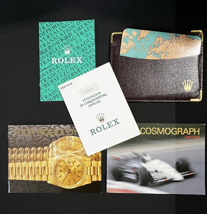 ロレックス デイトナ 16523（高級時計）の商品画像 - 査定依頼日：2025年7月21日 - 最高査定価格：2,400,000円