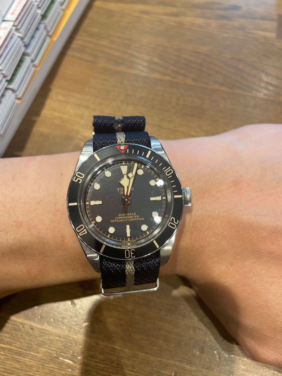 チューダー ブラックベイ M79030N-000（高級時計）の商品画像 - 査定依頼日：2026年1月25日 - 最高査定価格：430,000円