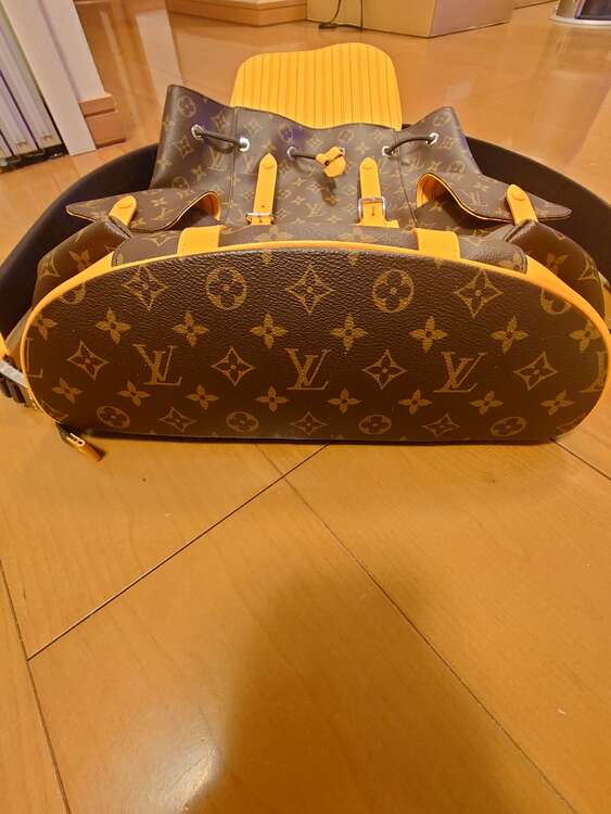 M13202 クリストファー MM（ブランドバッグ）の商品画像 - 査定依頼日：2025年4月9日 - 最高査定価格：350,000円