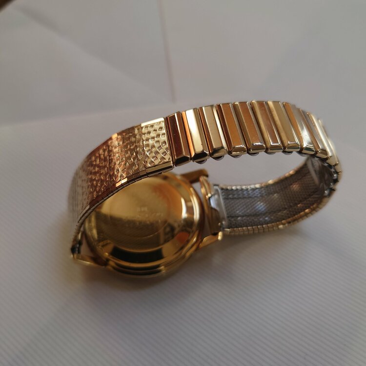 セイコー その他 5740ー1990（高級時計）の商品画像 - 査定依頼日：2026年3月13日 - 最高査定価格：330,000円