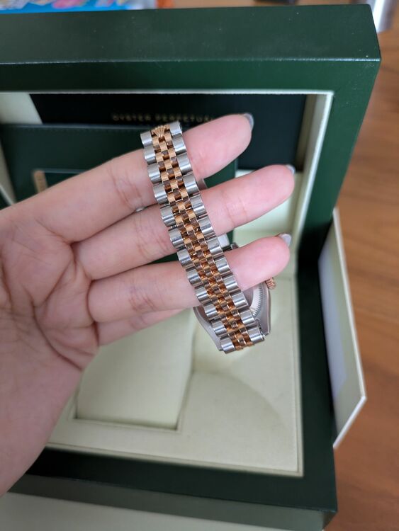 ロレックス デイトジャスト （高級時計）の商品画像 - 査定依頼日：2025年6月14日 - 最高査定価格：1,400,000円