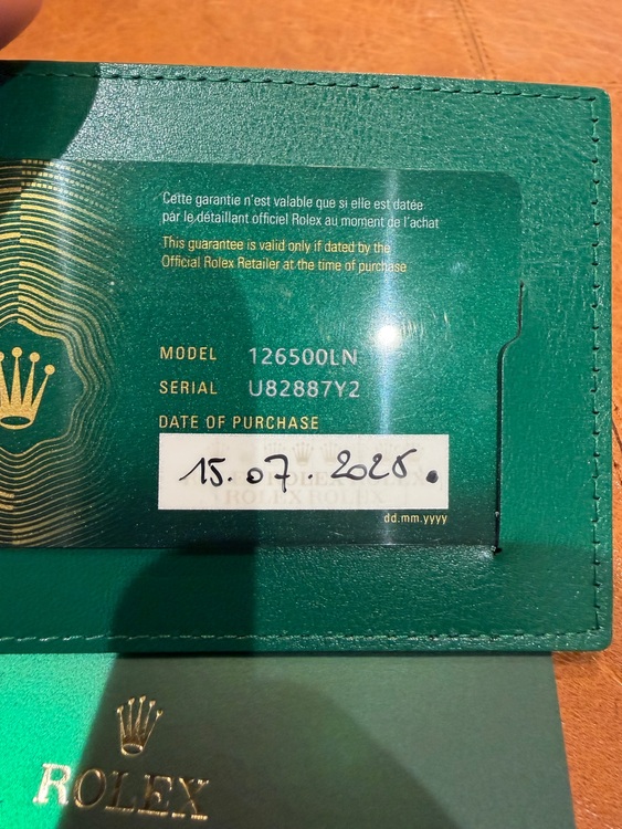 126500LN白（高級時計）の商品画像 - 査定依頼日：2025年10月29日 - 最高査定価格：5,450,000円