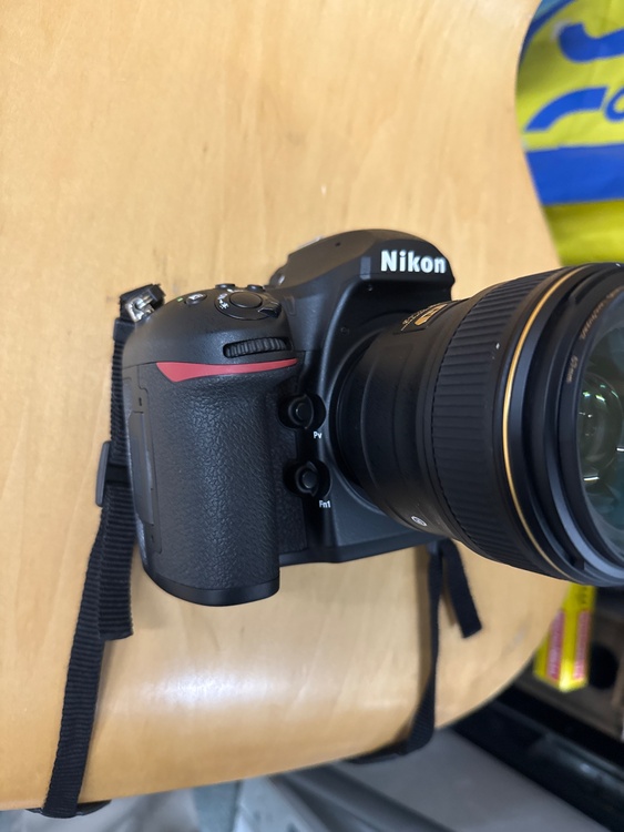 Nikon D850.（カメラ）の商品画像 - 査定依頼日：2026年4月6日 - 最高査定価格：185,100円