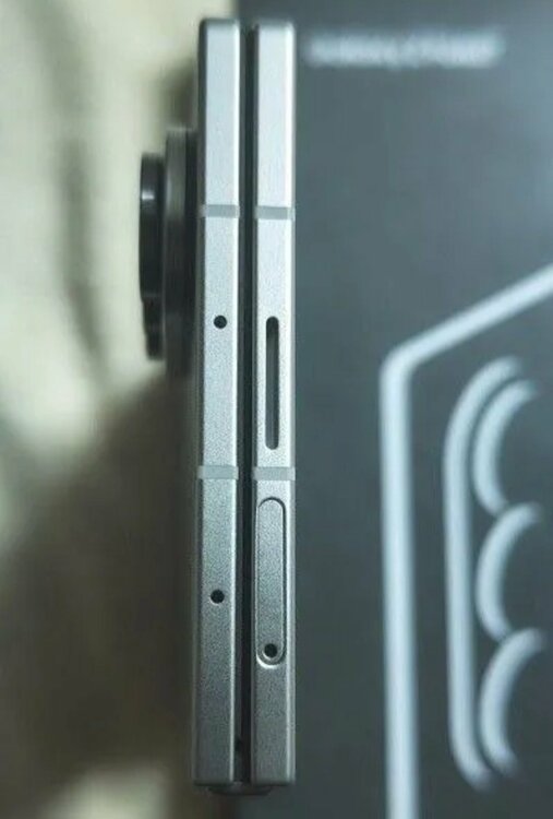 Galaxy Z Fold 7（スマホ）の商品画像 - 査定依頼日：2026年5月17日 - 最高査定価格：125,000円