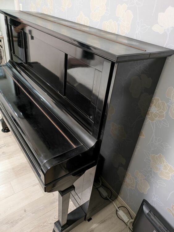 u-2 146231（ピアノ・楽器・PA機材）の商品画像 - 査定依頼日：2025年9月17日 - 最高査定価格：5,000円