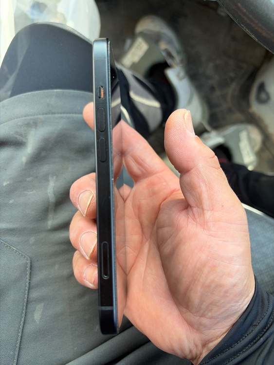 iPhone iPhone 15 256GB SIMフリー（スマホ）の商品画像 - 査定依頼日：2026年6月1日 - 最高査定価格：71,000円