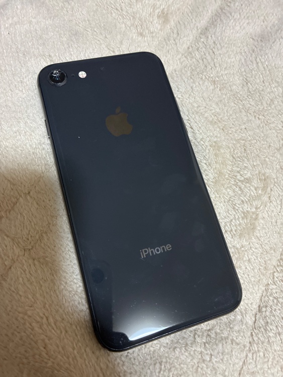 スマートフォン（スマホ）の商品画像 - 査定依頼日：2026年2月15日 - 最高査定価格：4,000円