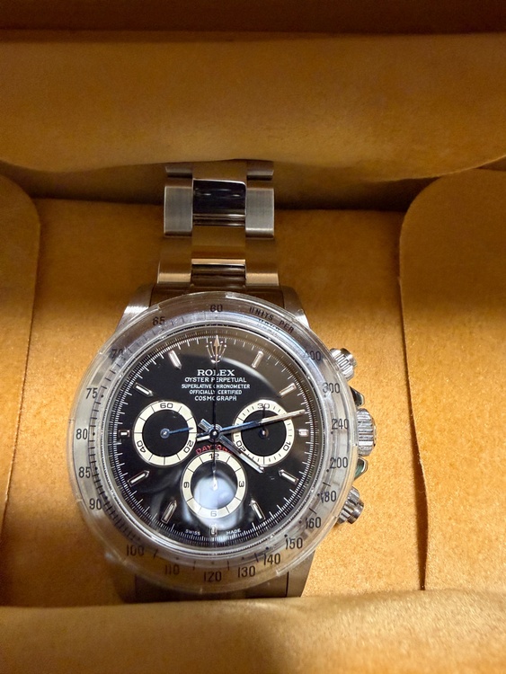 ロレックス デイトナ 1652（高級時計）の商品画像 - 査定依頼日：2026年1月23日 - 最高査定価格：4,600,000円