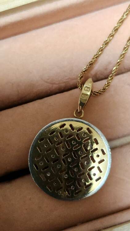 金・プラチナチャームネックレス（金・貴金属）の商品画像 - 査定依頼日：2025年2月17日 - 最高査定価格：120,000円