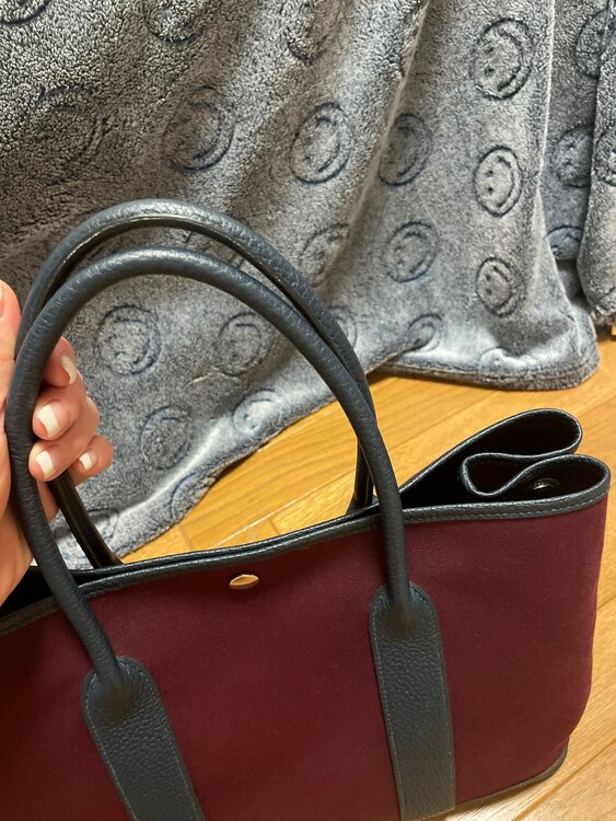 ガーデンパーティー　バーガンディー（ブランドバッグ）の商品画像 - 査定依頼日：2025年1月7日 - 最高査定価格：200,000円