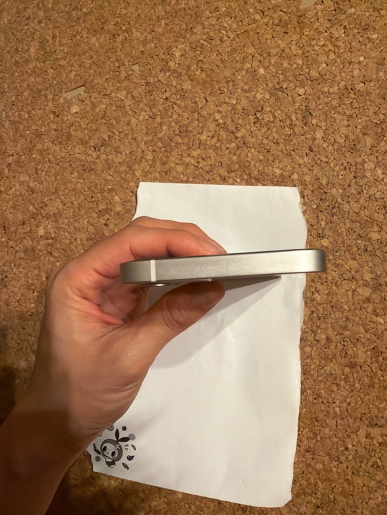 iPhone iPhone 12 128GB SIMフリー（スマホ）の商品画像 - 査定依頼日：2026年8月24日 - 最高査定価格：23,500円