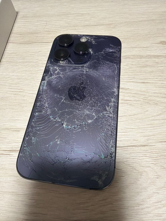 iPhone iPhone 14 Pro 128GB SIMフリー（スマホ）の商品画像 - 査定依頼日：2026年6月20日 - 最高査定価格：31,000円