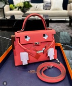 ケリードールピクト（ブランドバッグ）の商品画像 - 査定依頼日：2025年11月28日 - 最高査定価格：5,000,000円