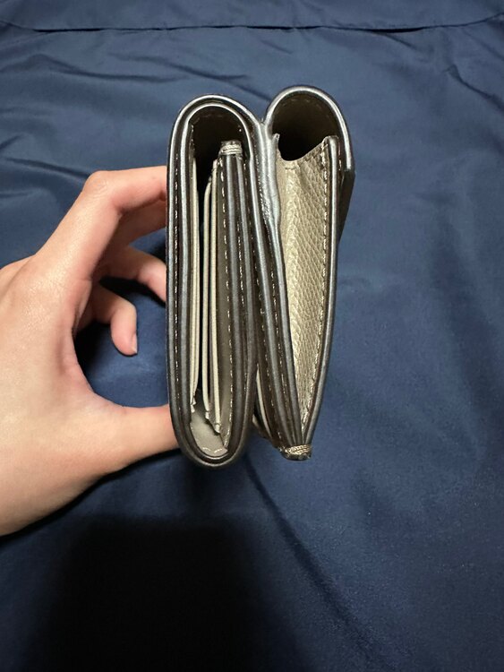 フェンディ  （ブランドバッグ）の商品画像 - 査定依頼日：2025年2月1日 - 最高査定価格：15,000円