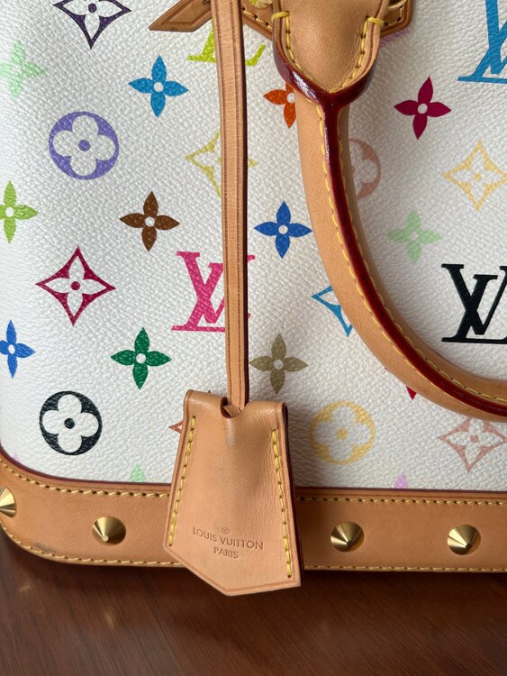 ルイヴィトン マルチカラー （ブランドバッグ）の商品画像 - 査定依頼日：2025年4月18日 - 最高査定価格：140,000円