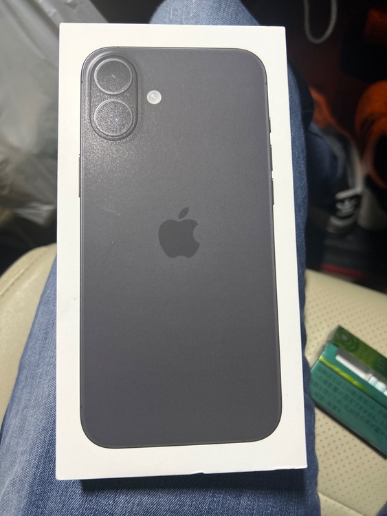 iPhone 16 Plus 128GB SIMフリー（スマホ）の商品画像 - 査定依頼日：2025年11月19日 - 最高査定価格：106,000円