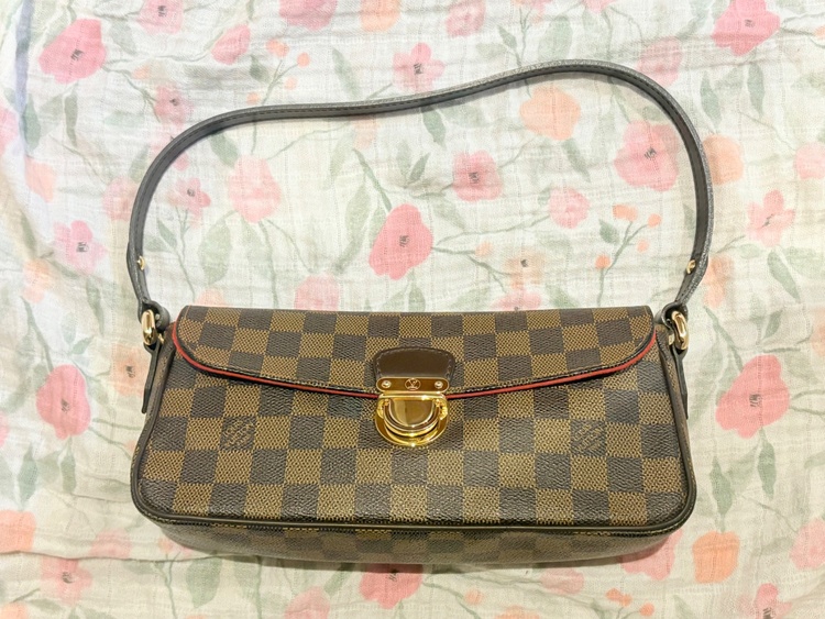 ラヴェッロ（ブランドバッグ）の商品画像 - 査定依頼日：2026年2月10日 - 最高査定価格：135,000円