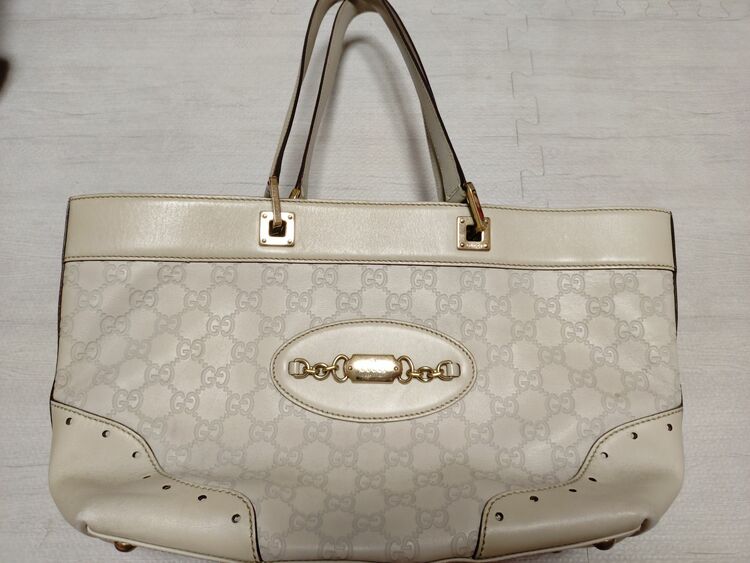 シマレザートート（ブランドバッグ）の商品画像 - 査定依頼日：2025年9月16日 - 最高査定価格：50,000円