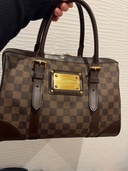 バークレー（ブランドバッグ）の商品画像 - 査定依頼日：2026年4月21日 - 最高査定価格：100,000円