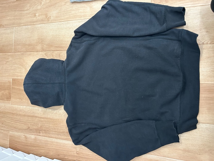 Sロゴ　パーカー（古着・ファッション）の商品画像 - 査定依頼日：2026年2月10日 - 最高査定価格：8,000円