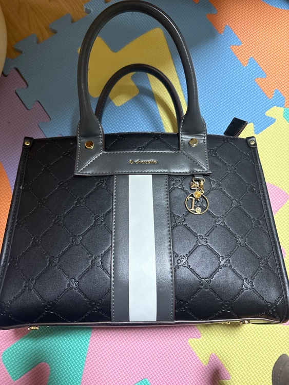 その他 サマンサタバサ （ブランドバッグ）の商品画像 - 査定依頼日：2025年10月30日 - 最高査定価格：100,000円