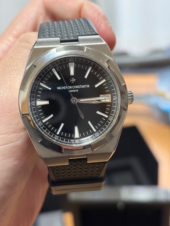 オーヴァーシーズ（高級時計）の商品画像 - 査定依頼日：2025年12月2日 - 最高査定価格：3,600,000円