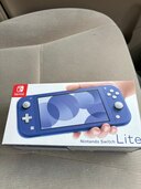 Switchlight 本体　ゲームソフト各種（ゲーム機本体・ゲームソフト）の商品画像 - 査定依頼日：2024年11月26日 - 最高査定価格：23,500円