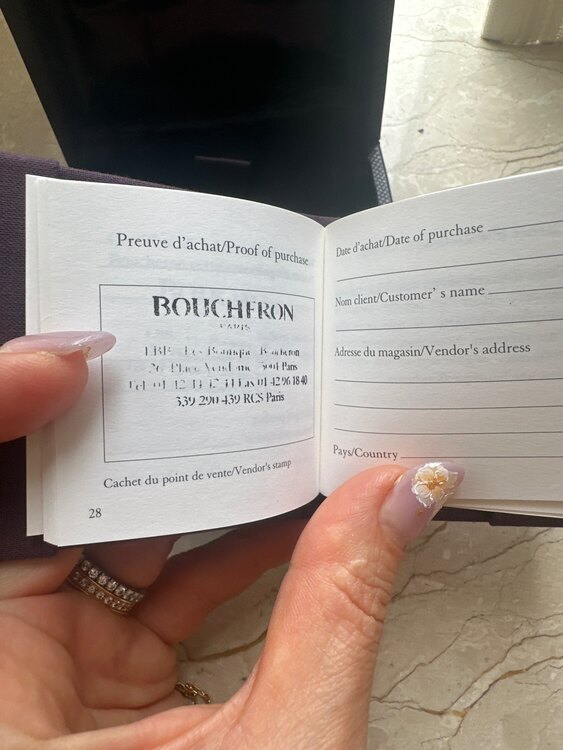 ブシュロン　キャトル　ネックレス（金・貴金属）の商品画像 - 査定依頼日：2025年5月27日 - 最高査定価格：450,000円