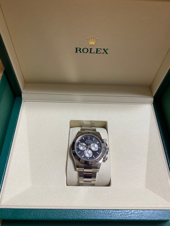 ロレックス デイトナ 12650（高級時計）の商品画像 - 査定依頼日：2025年10月6日 - 最高査定価格：7,850,000円