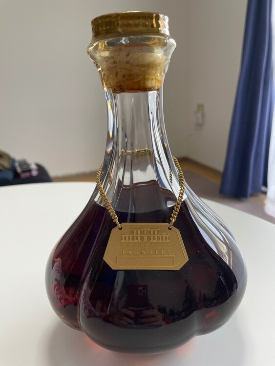 ブランデー ヘネシー （お酒）の商品画像 - 査定依頼日：2025年3月30日 - 最高査定価格：90,000円