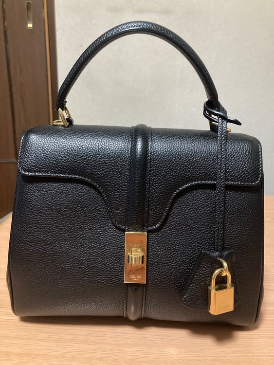 セーズスモールブラック（ブランドバッグ）の商品画像 - 査定依頼日：2025年12月9日 - 最高査定価格：300,000円